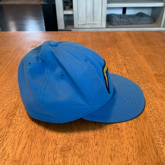 Chargers hat - Picture 5 of 8